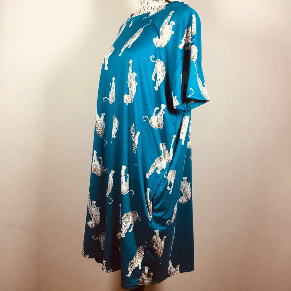 Joyspun dreamy soft teal sleepshirt tiger pattern leisure cosy comfortable L-XL - Picture 5 of 6